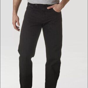 Wrangler Relaxed Fit black jeans, 34 x 34